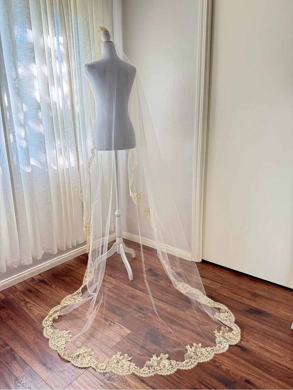 ⁠Ariel Taub Delphine Gold Chantilly Lace Mantilla Veil - Chapel 90" (Sold Out)⁠